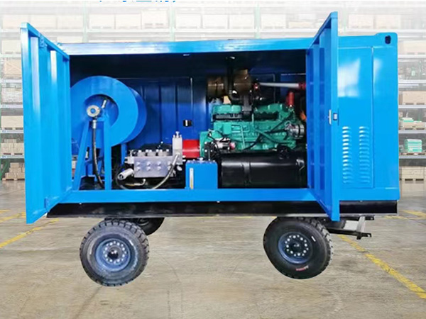 自来水管道市政管道等大型管道清洗机