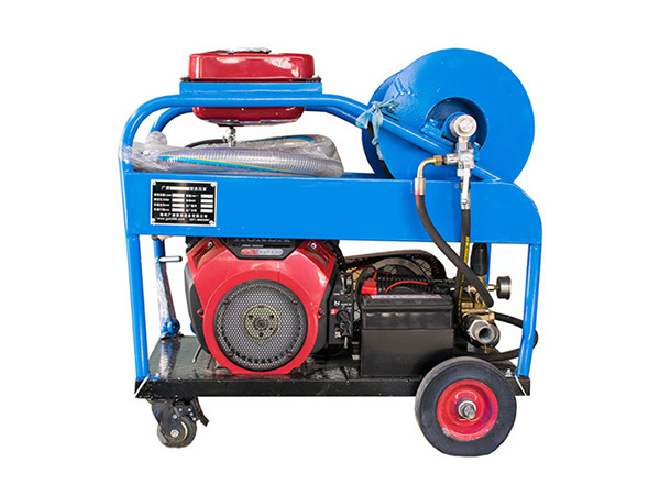 自来水管道疏通清洗机