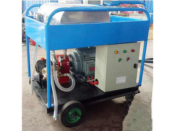 管道清洗除垢设备