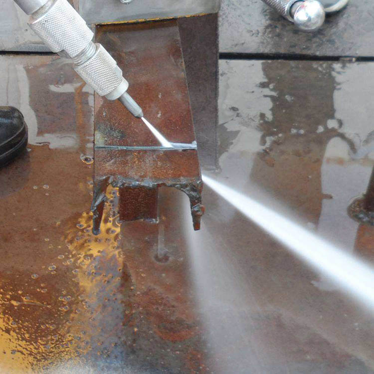 高压清洗机除锈