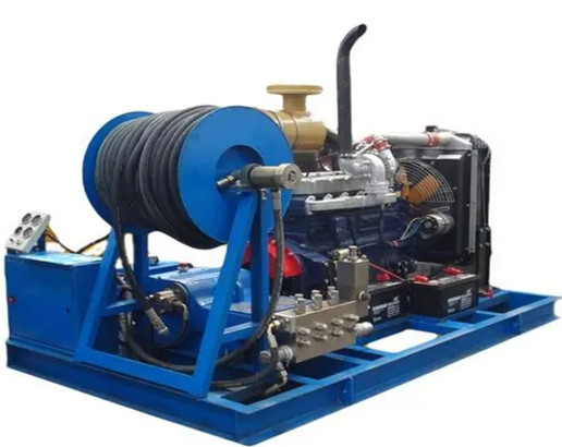 炼油厂管道除垢除锈清洗机