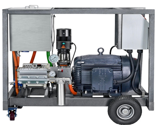  低噪音高压清洗机