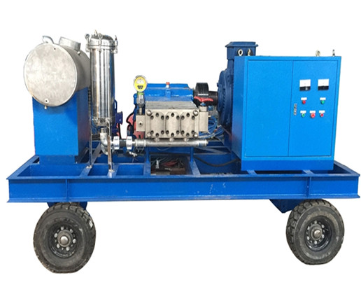 &nbsp;四缸柴驱管道疏通机