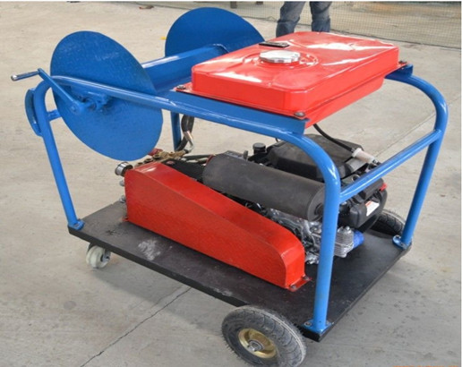 小型管道清洗疏通机